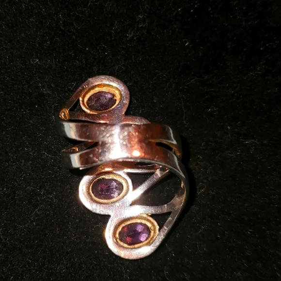 Beautiful Amethyst 925 Sterling Silver size 9 - Picture 2 of 6